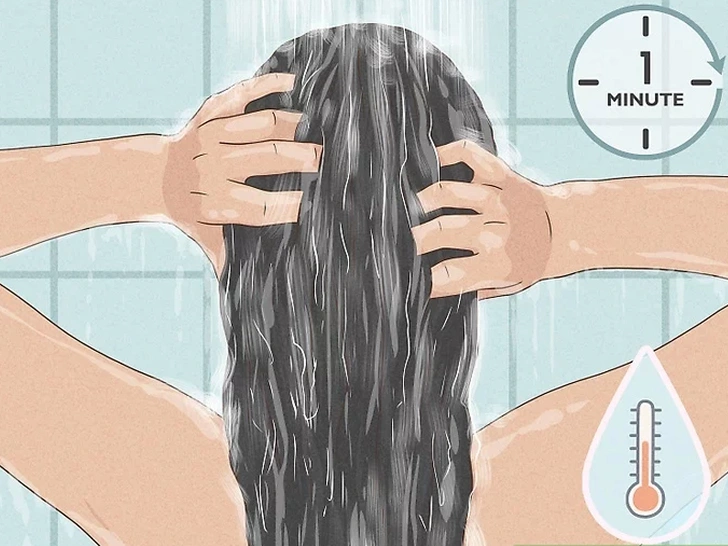 موهای خود را کاملاً خیس کنید